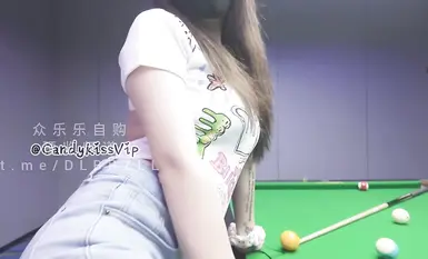 Koleksi cerpen "Hole" Candykiss Candy Sister menarik dan mendebarkan di dewan biliard. Adakah kemahiran bola abang saya bagus? Pukul lubang dengan satu pukulan, atau dua lubang pada masa yang sama?