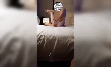 8月最新 萬人崇拜大神 多人淫亂party,戶外 母狗般調教 (3)