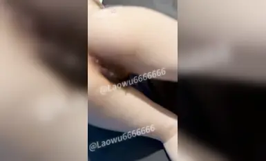 8月最新老吳愛約炮 約操眾多極品巨乳肥臀反差女神，涵蓋清純女大學生 ，夜店DJ女，飢渴高顏值少婦等等  (7)