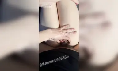 8月最新老吳愛約炮 約操眾多極品巨乳肥臀反差女神，涵蓋清純女大學生 ，夜店DJ女，飢渴高顏值少婦等等  (7)