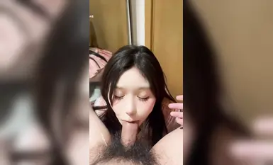 8月最新老吳愛約炮 約操眾多極品巨乳肥臀反差女神，涵蓋清純女大學生 ，夜店DJ女，飢渴高顏值少婦等等  (8)