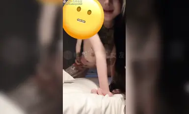 抖音极品反差网红mo你别哭，188cm细枝挂硕果，超高颜值符文战士，反差精神小妹，跪舔劳斯莱斯金主爸爸，绝顶口活性爱啪啪