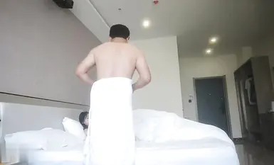 【精选探花】兼职学妹木瓜大奶_酷似赵敏逼紧水多温柔听话_草莓视频