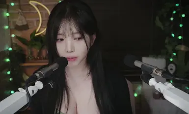 大尺度擦邊ASMR女神【yoonying】巨乳淫語劇情誘惑 (5)