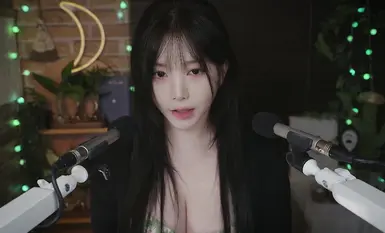 大尺度擦邊ASMR女神【yoonying】巨乳淫語劇情誘惑 (5)