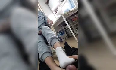 韓國大叔樓梯間口交的極樂世界：學生妹的亮口活，大叔的口交天堂，舌頭組成的交響曲 (6)