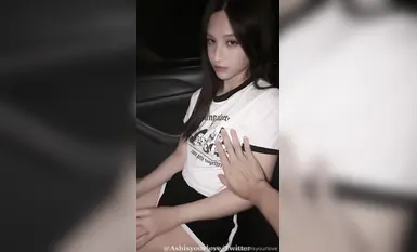 韓國大叔清純美少女和大叔激情啪啪，美妙的酮體鮮嫩白虎，激勾G點_赤裸爆操輸出_口爆小嘴 (3)