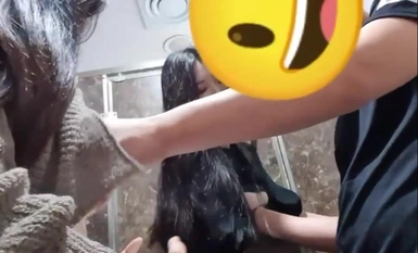 韩国大叔车上楼道天台口交秘境：清纯学生妹的热情一吻，揭露空间里的激情狂潮(8)