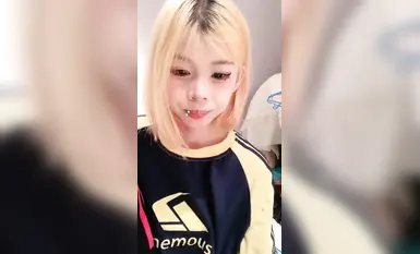 Menawan Kitten_Yellow Hair Spirit Girl dan Spirited Girlfriend Seksi Tarian Melancap Sisipan (2)