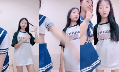 蘿莉雙胞胎-兩個精神小妹，身材挺好 絲襪制服表演 (16)