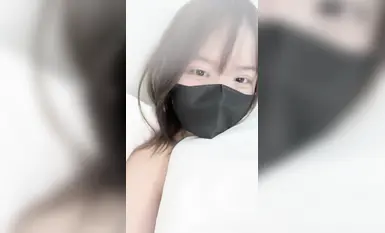 Shao Luo Wen Qing - รูปร่างหน้าตายังคงดีมาก Shao Luo ออกอากาศสีเหลือง บุคลิกค่อนข้างมีชีวิตชีวาและน่ารัก ด้วยเสื้อผ้าน้องสาวที่อ่อนนุ่มหลากหลาย รวมถึงความสามารถในการแสดงสด คุ้มค่าแก่การรับชม (109)