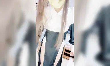 Shao Luo Wen Qing - รูปร่างหน้าตายังคงดีมาก Shao Luo ประเภทสีเหลืองออกอากาศ บุคลิกค่อนข้างมีชีวิตชีวาและน่ารัก ด้วยเสื้อผ้าน้องสาวที่หลากหลายและความสามารถในการทำสิ่งที่ไม่ต่ำต้อย คุ้มค่าแก่การรับชม (13)