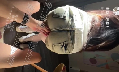 推特顶级百人斩约炮大神南叔969 约操众多极品高颜值反差蜜桃臀母狗，清纯jk黑丝女大学生，饥渴少妇，精神小妹等等，调教深喉口交，后入啪啪，口爆内射镜头特写(1)