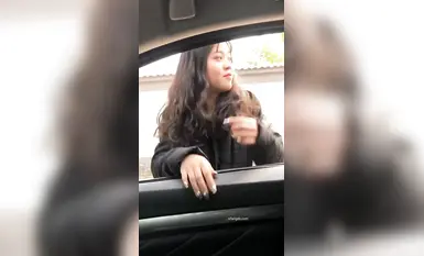 高顏值學妹全裸戶外露出， 商場 唱歌 吃飯 試衣間 停車場 車內自慰 (1)