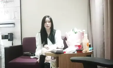 嫖娼大師帶你找外圍高素質冷艷黑靴妹子新視角拍攝翹起屁股口交騎乘後入大力猛操