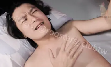 "3P 씬, 젖꼭지 링이 미친 듯이 흔들려! 샤오바는 두 개의 자지에 꼴려서 쨍그랑거리는 소리가 날 때까지 삽입당함" PART.1