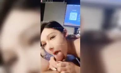 mo你別哭 抖音極品反差網紅，188cm細枝掛碩果，超高顏值符文戰士，反差精神小妹，跪舔勞斯萊斯金主爸爸，絕頂口活性愛啪啪