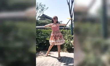 【西萌工作室】雙馬尾極品萌妹 馬雨琪 全裸宅舞 戶外裸舞 公園露出 (2)