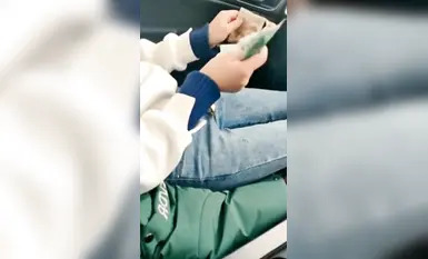 戶外大神真實勾搭，金錢誘惑農村少女，激情車震。