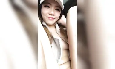 สาวหมวกปีกกว้างเป่าในรถ ช้อปปิ้งโชว์โป๊ เปลือยกายในห้องลองเสื้อ (1)