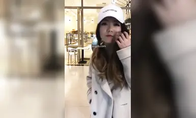 blowjob kecantikan topi puncak dalam kereta, pendedahan membeli-belah, bogel dalam bilik fitting (3)