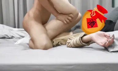 콘돔 없이 하는 부드러운 섹스, 1999년 틱톡 앵커, 평점 168. 그녀는 수줍음이 많고 섹스를 몇 번밖에 해본 적이 없지만 매우 귀엽습니다!