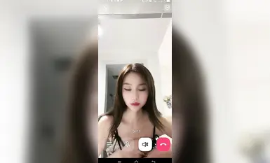 小玉嬌妻 花椒超高顏值少婦，情趣誘惑定製大尺度裸舞，自慰VIP雙視角-2