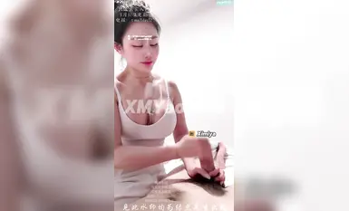 汐夢瑤《情侶日常版》正睡著了就被瑤瑤擼醒了，來了姨媽也不老實。