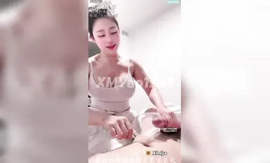 汐夢瑤《情侶日常版》正睡著了就被瑤瑤擼醒了，來了姨媽也不老實。