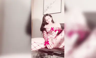 【Bai Xi】High-value goddess, top-notch body, white tiger tender pussy, props inserted into pussy, masturbation squirting (1)