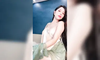 【白熙】高顏值女神，極品身材白虎嫩逼，道具插逼，自慰噴水  (13)