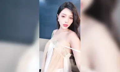 【白希】高価値女神、極上ボディ、白虎の柔らかいおまんこ、小道具をまんこに挿入、オナニー潮吹き（16）