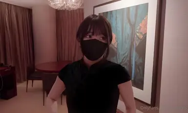 HONGKONGDOLL - 短篇作品集《新年平凡的一天》