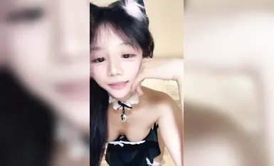 【小怡宝宝】大眼小美女一个人在家发骚！