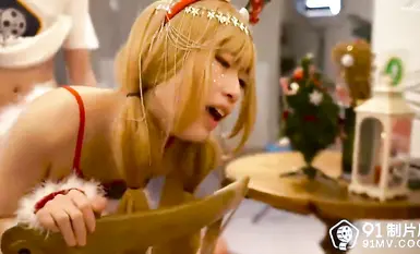 CUS-016 Collecting Semen / playish Goddess Disguised as Deer to Celebrate Christmas