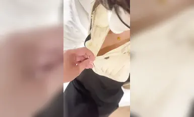 [Keluaran pertama asal] Aiwei AV Hanshuai-buat temu janji dengan seorang gadis berusia 18 tahun dengan tangan dan mata bunga bernilai tinggi, jalang langsing dan kontras, menjilat payudaranya, seks oral dekat dan meniduri puki merah jambunya dari belakang