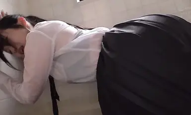 MUKD-552 Tôi chỉ muốn làm nhục một nữ sinh ngực bự gọn gàng và sạch sẽ. Đồng phục Fetishism-2