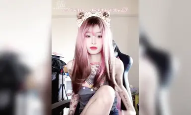 超強符文戰士阿璃Ahri，電競椅上又自慰給粉絲看，跟男友日常啪啪。1