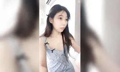 [Basah] rantai anjing jalang berkaki panjang yang melampau menjilat seluar dalam palam kasut tumit tinggi (40)