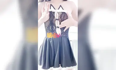 福利姬-琳琳子 - 白虎妹妹自慰 騎乘 COS合集 (11)