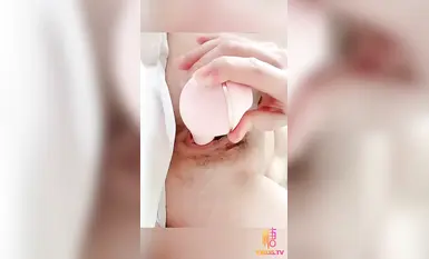 福利姬-琳琳子 - 白虎妹妹自慰 騎乘 COS合集 (4)