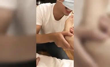 足控足交-女孩估计第一次被舔，一直说痒