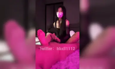 Foot control footjob-Queen style, sexy black off-shoulder dress, hubad na paa na sobrang bilis ng titi, verbal humiliation_1