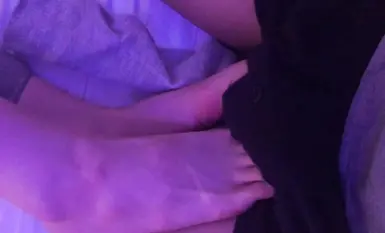 足控足交-棉襪運動鞋 裸足 足交