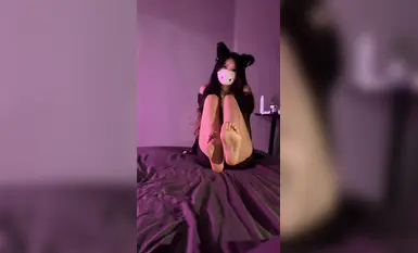 足控足交-猫娘装黑丝网袜，舔脚足交到射_2
