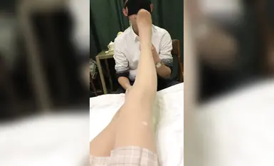 足控足交-长筒皮靴厚肉丝舔脚