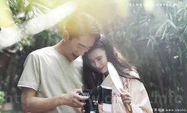 Peminat plot footjob kawalan kaki memainkan gambar rajah sembilan fasa