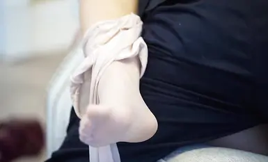 Kawalan kaki kipas cerita footjob bermain pengawal keselamatan 2