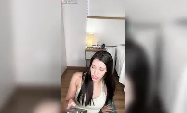 Onlyfans latest subscription video, top body and face value Ahegao Queen shakes tits and hips, Ahegao masturbates and screams, fat ass begs for insertion, visual feast (6)