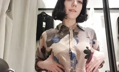 极品神仙颜值学生妹户外商场更衣室自慰